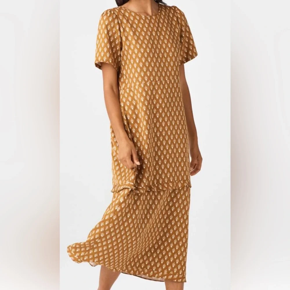 Vetta Capsule House Dress in Gold - Picture 3 of 7